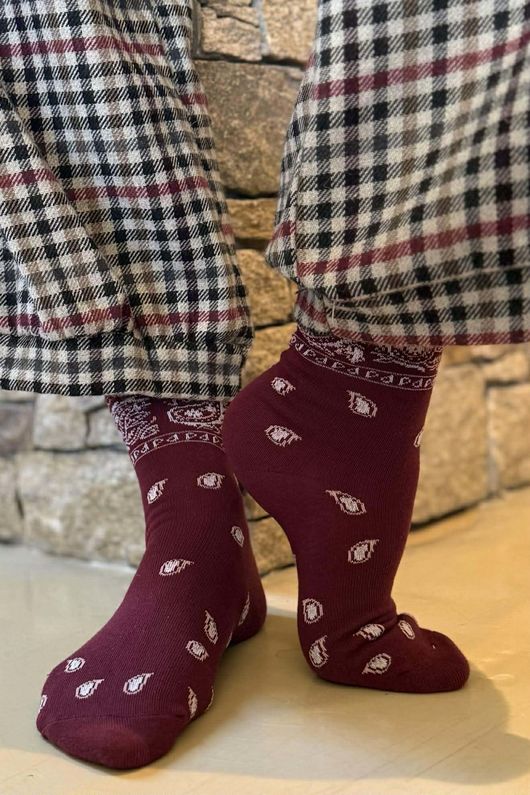 Bandana Cotton Stretch Socks Burgundy
